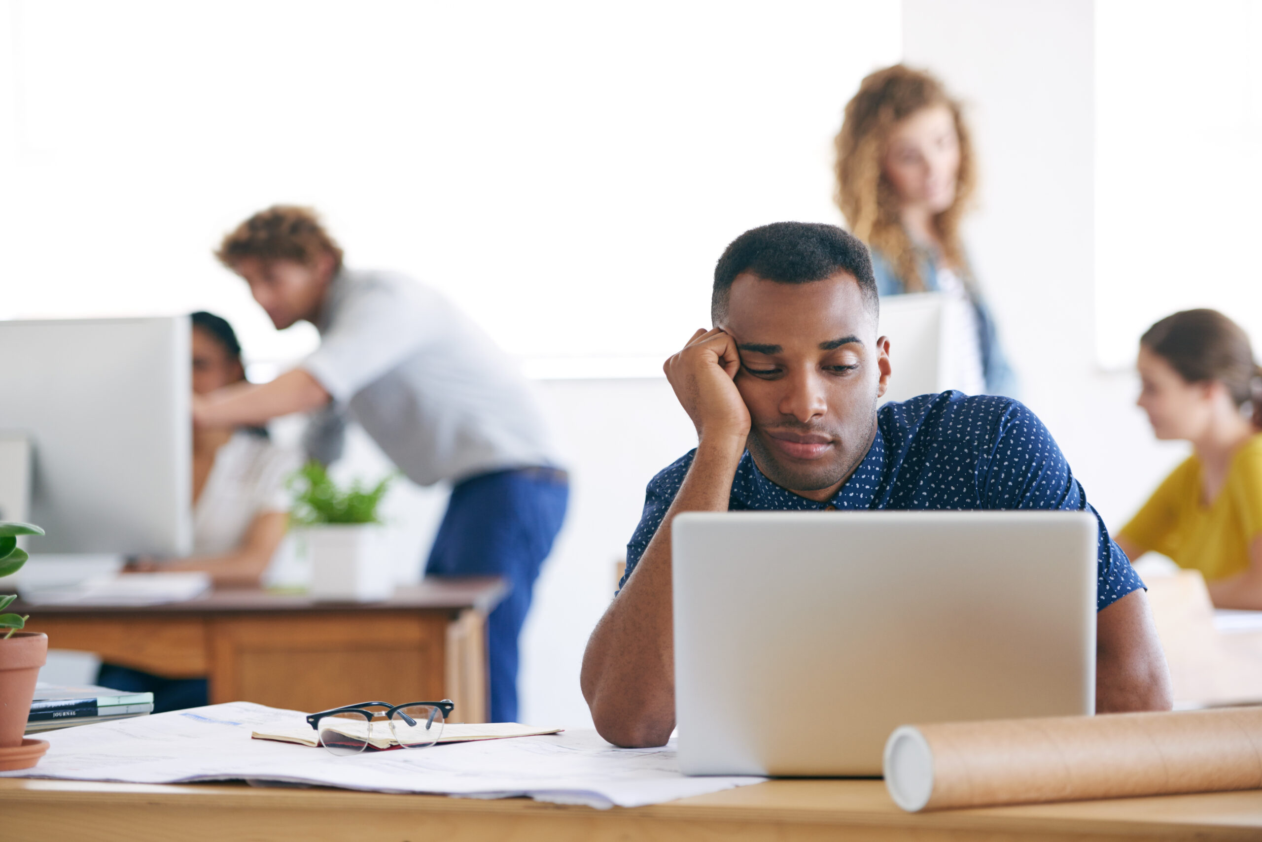 How to Spot Disengaged Employees