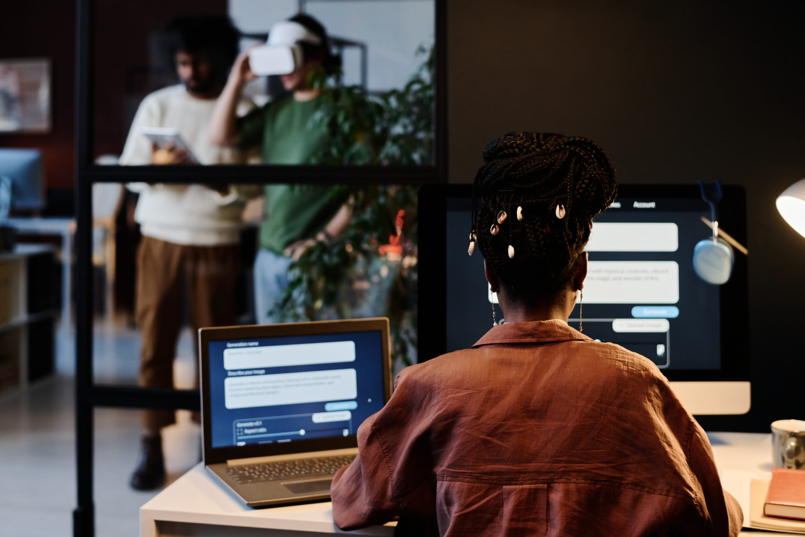 What Is the Advantage of Outsourcing?